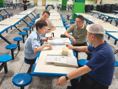 <b>护航新学期校园食物安</b>